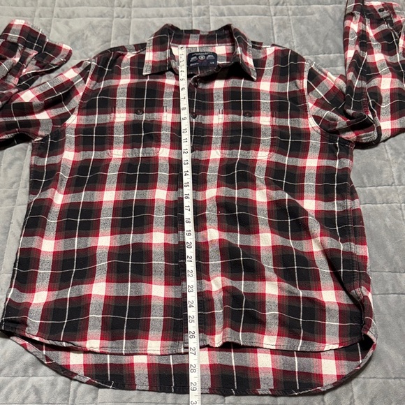 American Eagle Outfitters Black and Red Plaid Shirt - Picture 6 of 6